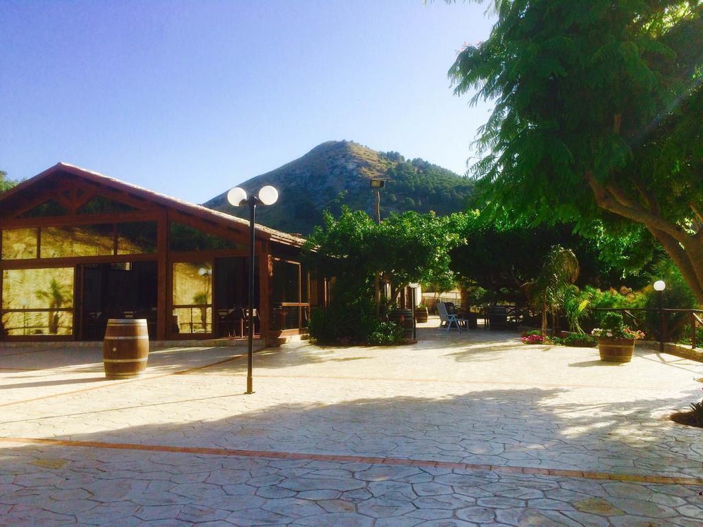 Agriturismo Tenute Pispisa Segesta Calatafimi Exterior foto